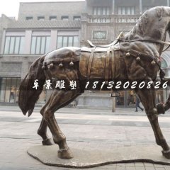 坐骑雕塑，广场铜马雕塑