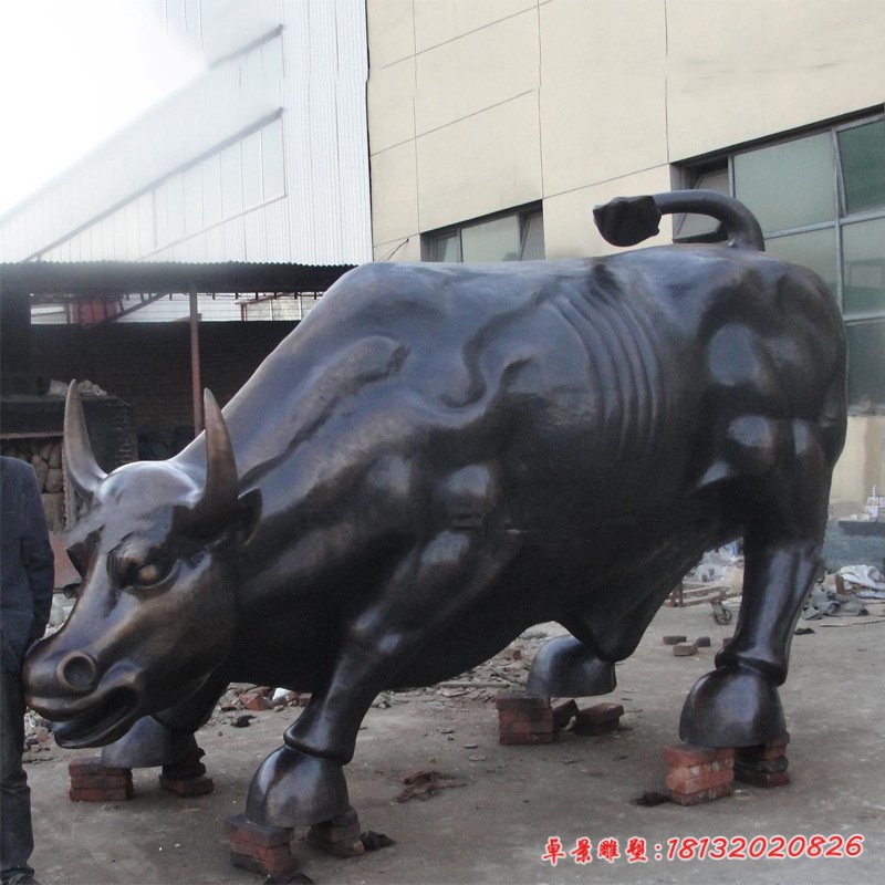 铜雕广场华尔街牛